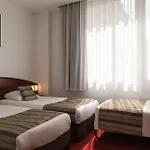 Campanile Prime - Caen Centre Gare 3* Καν