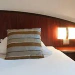 Campanile Caen Centre Gare Hotel 3*