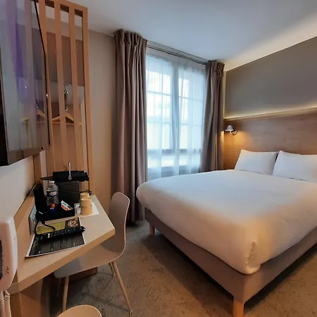 Campanile Centre Gare ホテル カーン