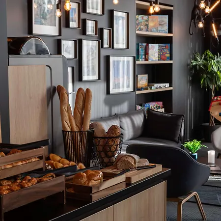 Campanile Centre Gare カーン