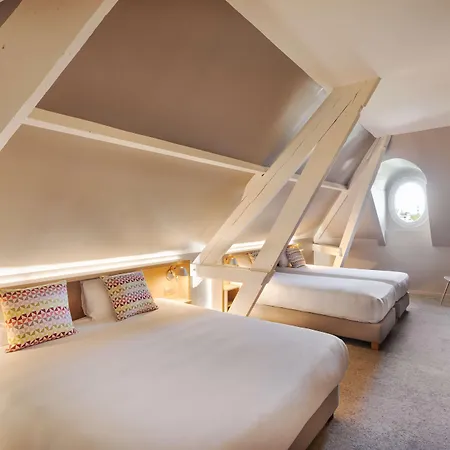 Campanile Centre Gare ホテル 3*