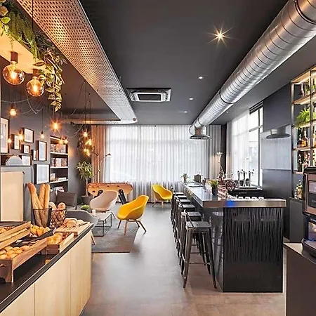 Campanile Prime - Centre Gare فندق كان