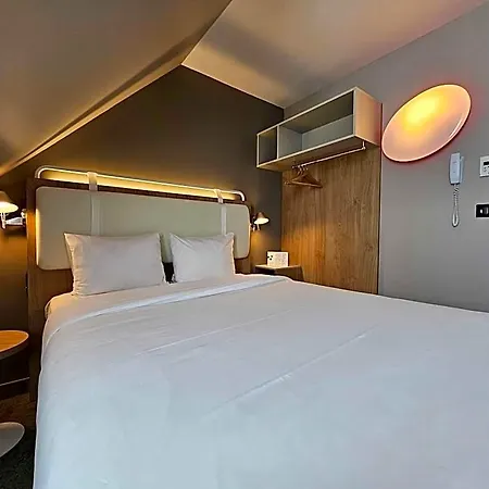 Campanile Prime - Centre Gare فندق