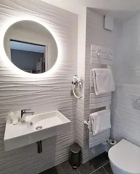 Campanile Centre Gare Hotel 3*