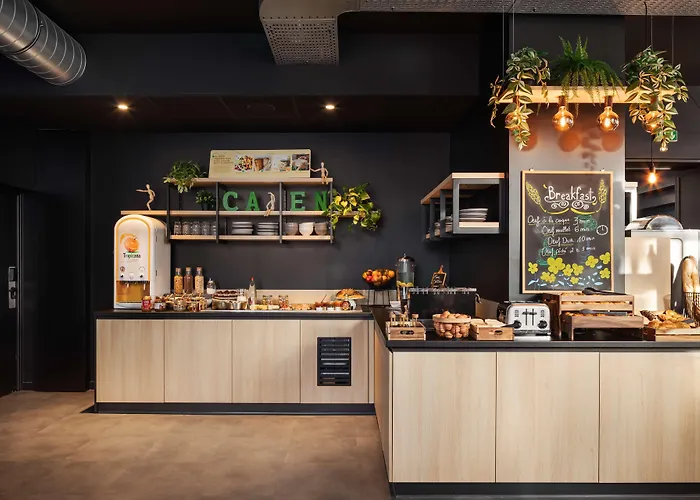 Campanile Centre Gare 3*